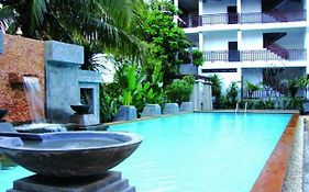 Hotel Holiday Park